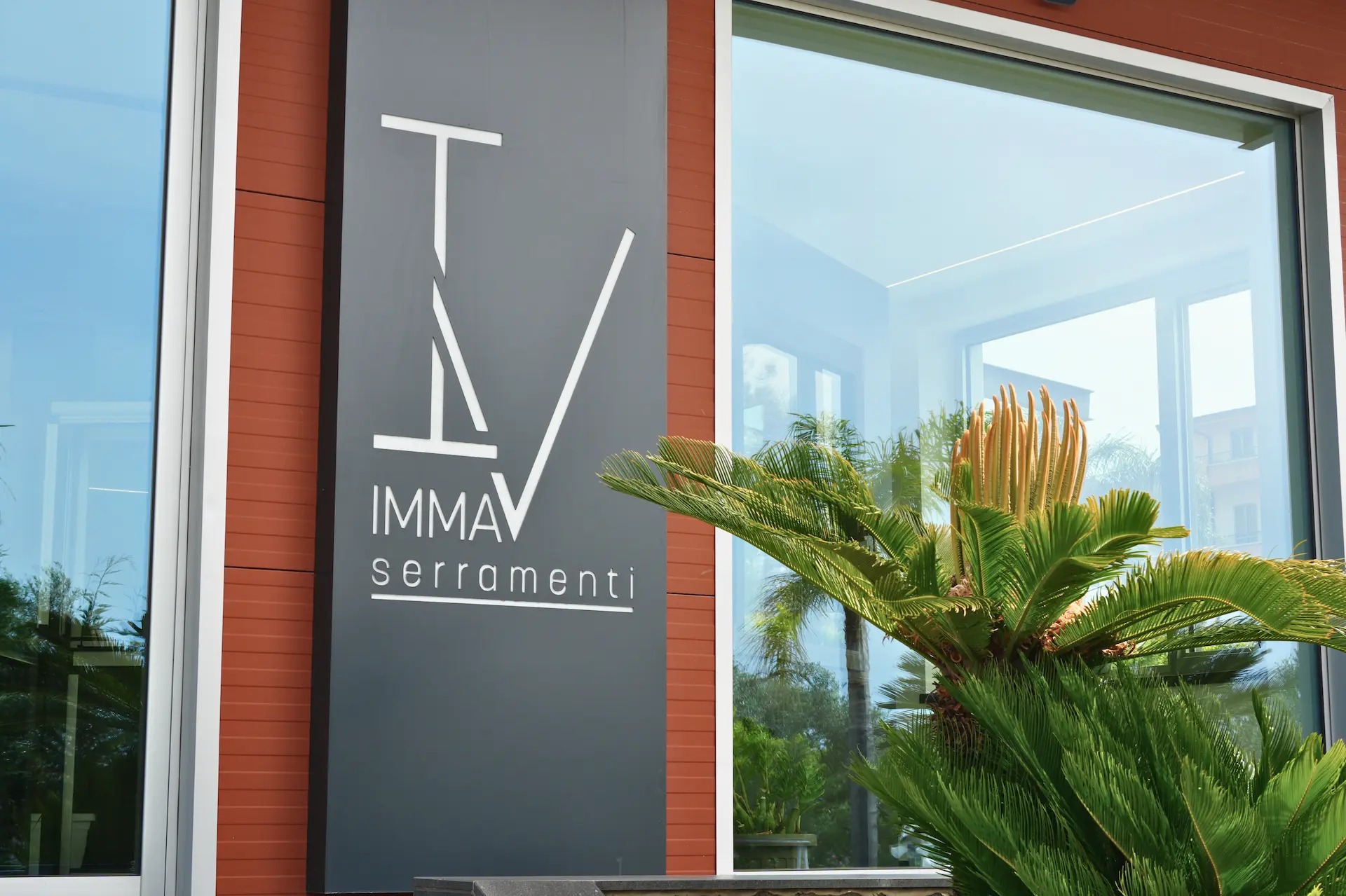 Showroom IMMA Varacalli Serramenti a Siderno